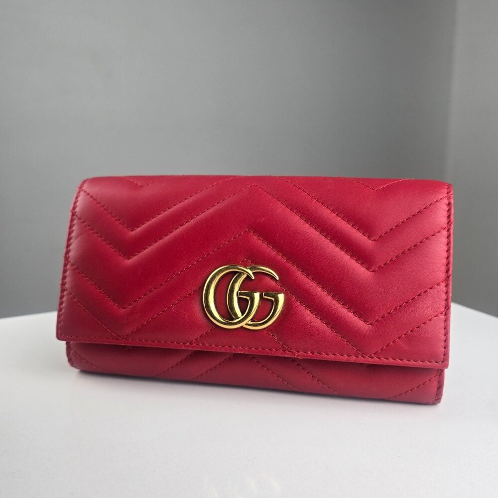 Gucci GG Marmont Continental Wallet Matelasse Hibiscus Red